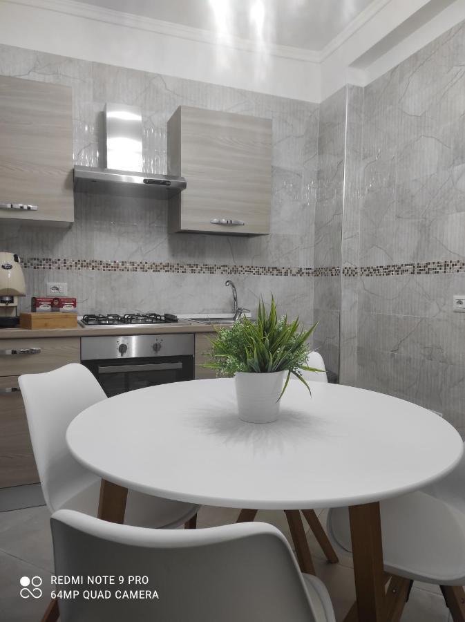 Annachiara House Bed & Breakfast Naples Luaran gambar